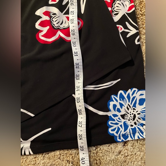 Calvin Klein Sleeveless Dress, Sz. 6, Black w/ Flower Print, Faux Wrap Dress - Picture 12 of 14